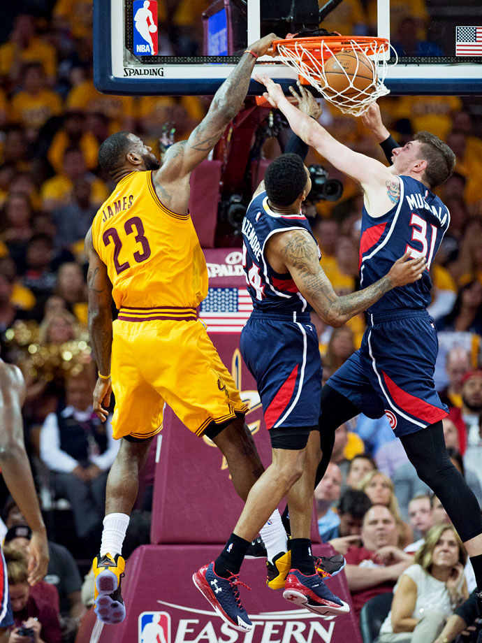 2015-0524-LeBron-James-X159619_TK1_1536.jpg